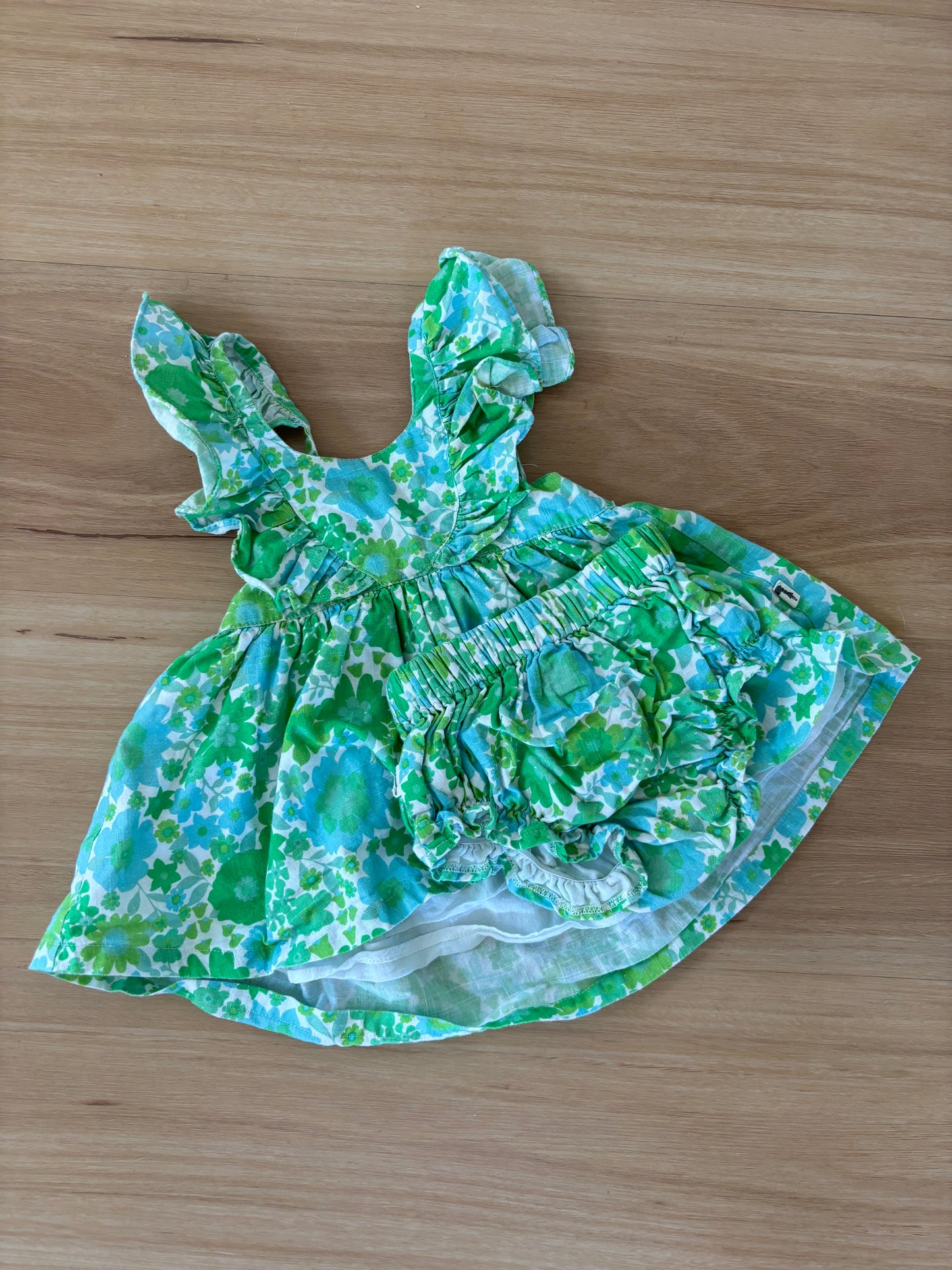 EUC Size 0 - Lacey Lane