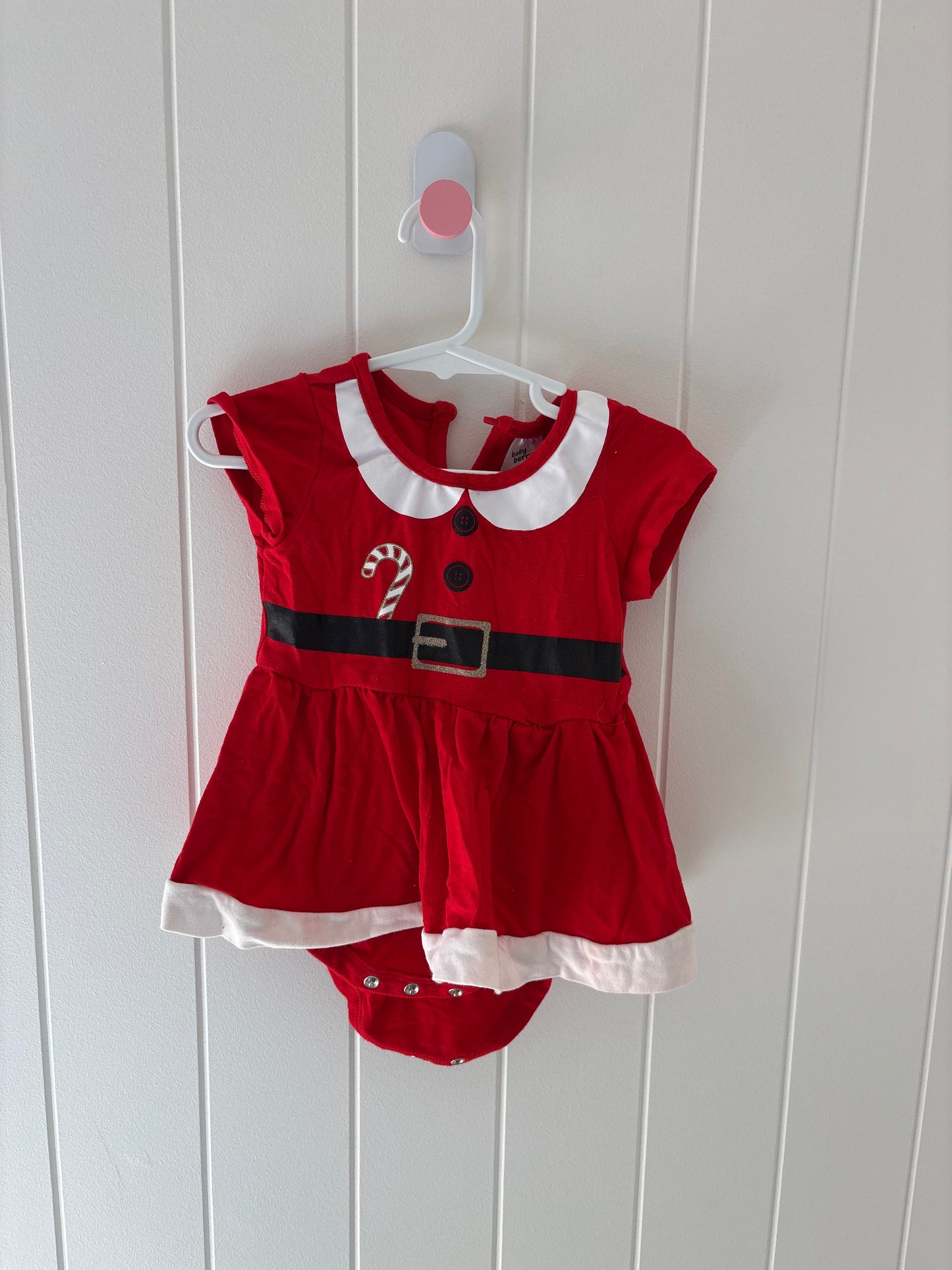 EUC - Size 0 - Baby Berry