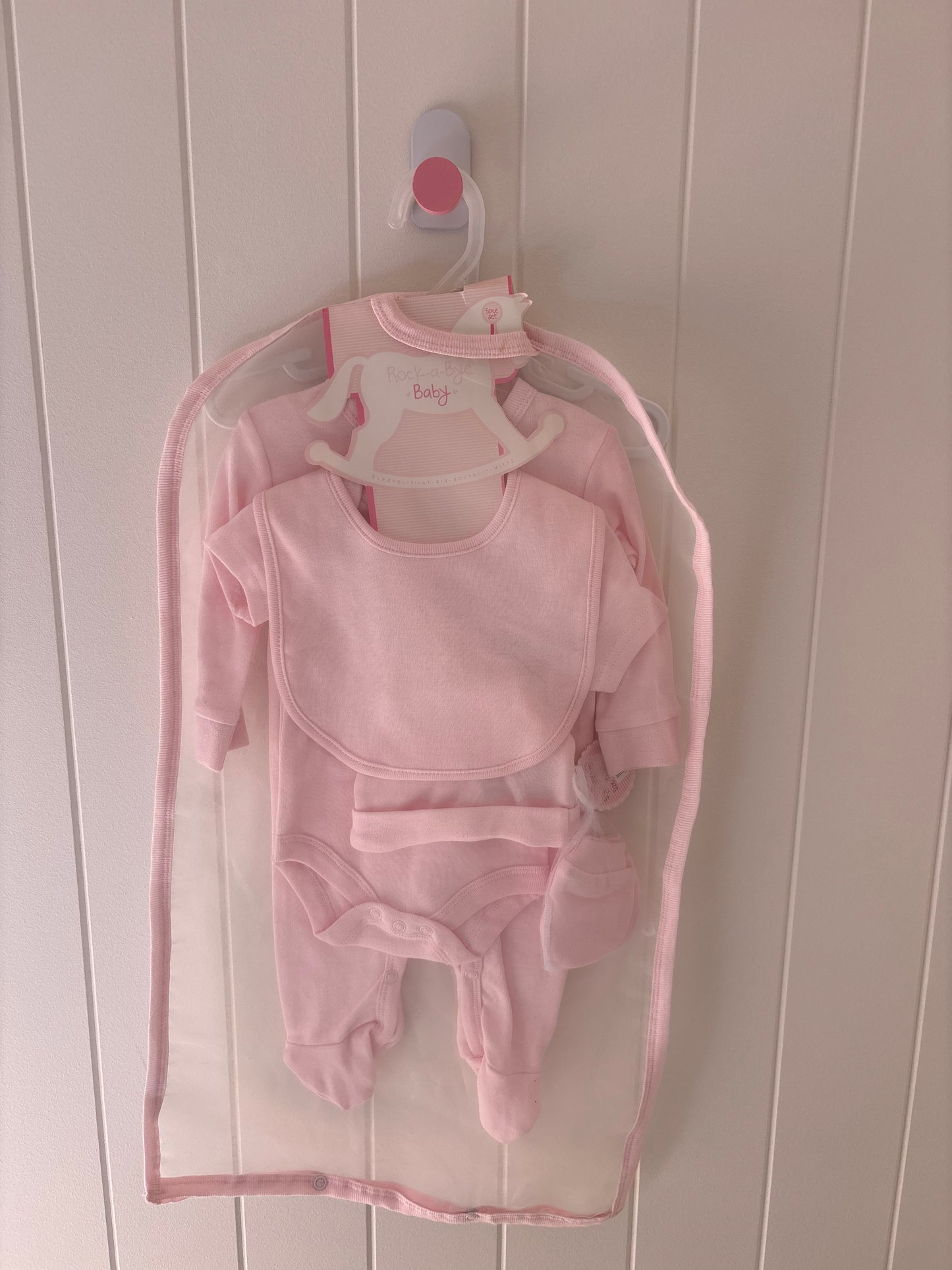 BNWT - Size 000 - Rock a bye Baby