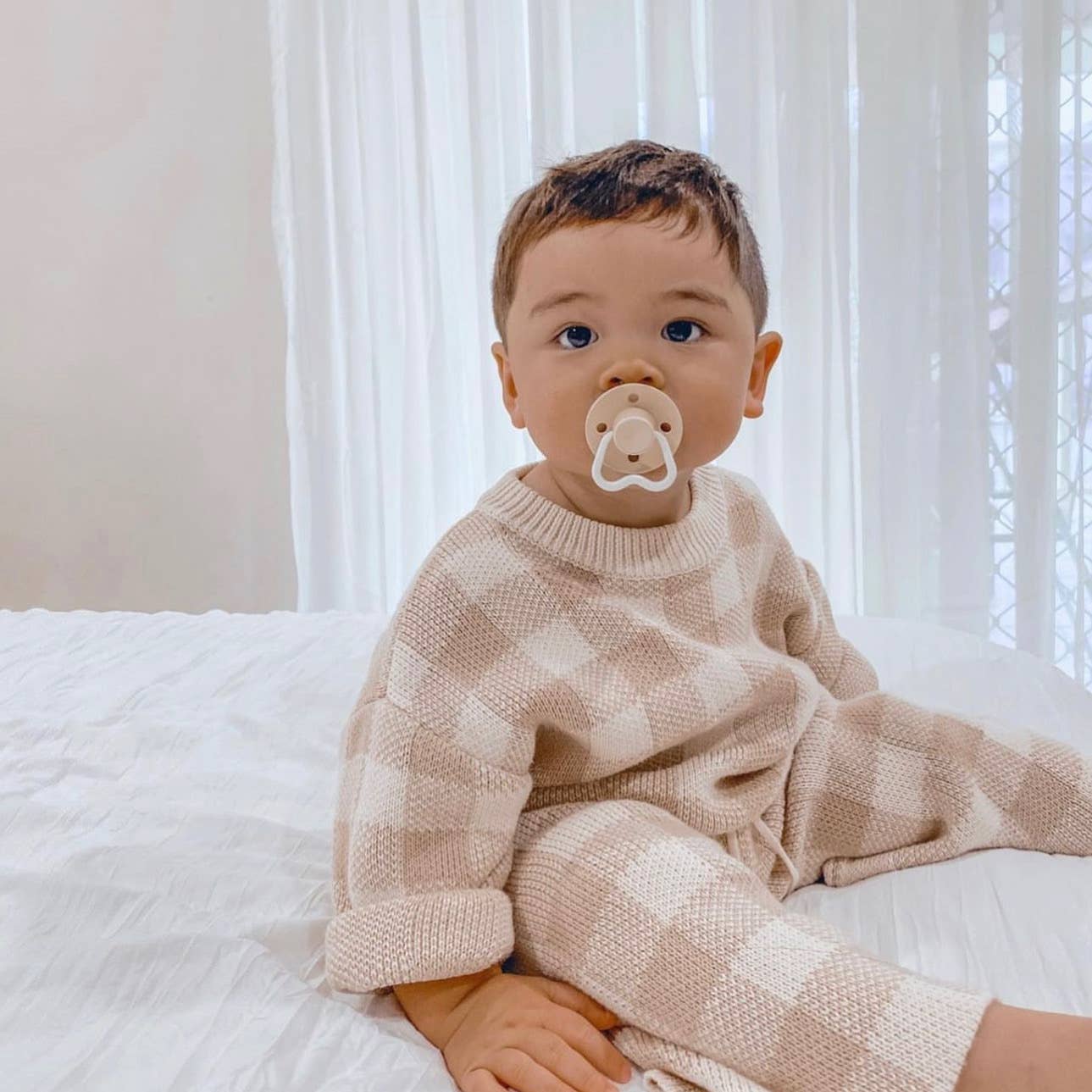 CMC 'Hold Me' Dummies Baby Blue + White: Size 1