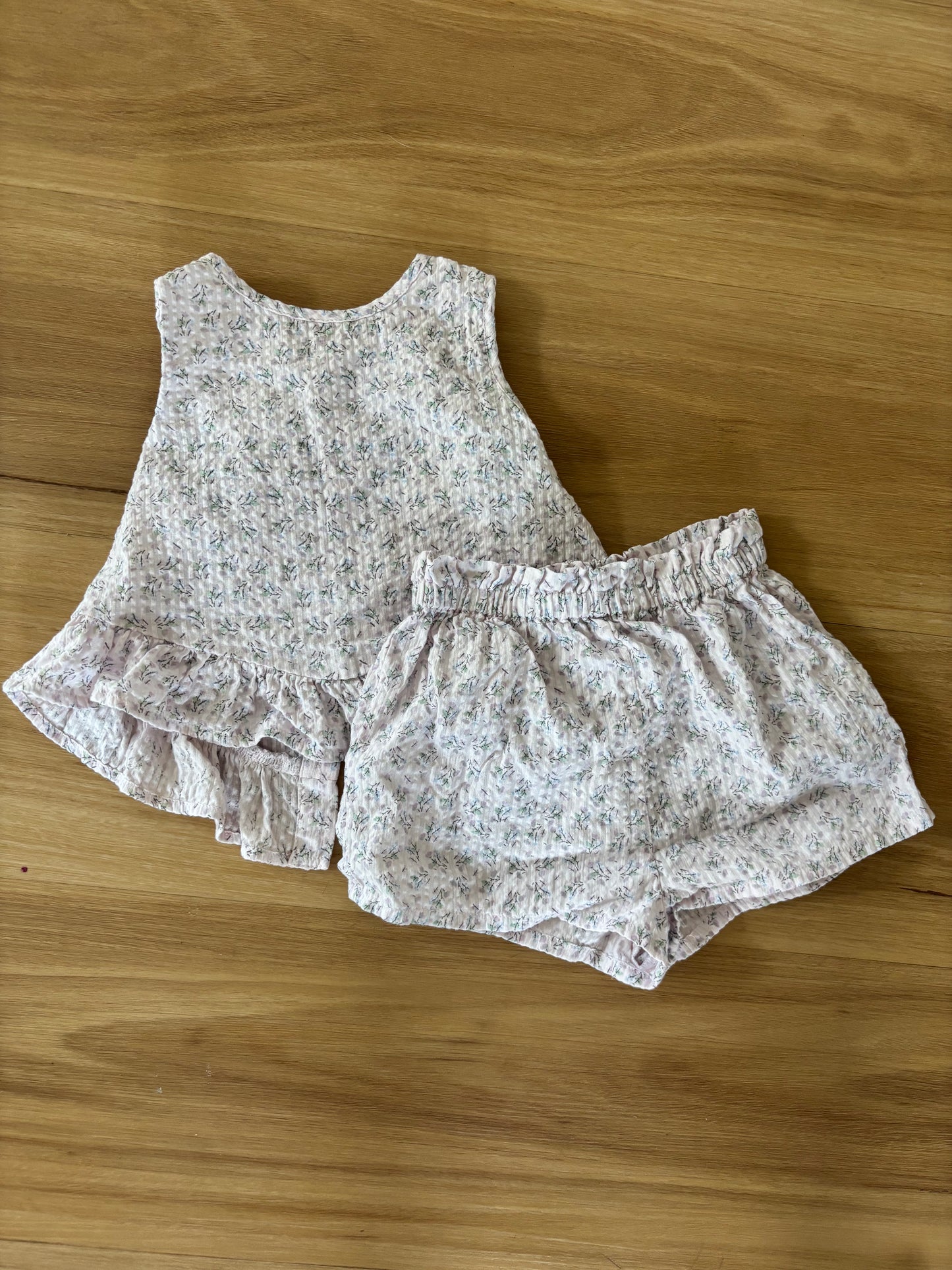 EUC Size 1 - Baby Berry