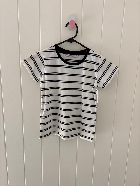 BNWT - Size 7 - Betty Basics