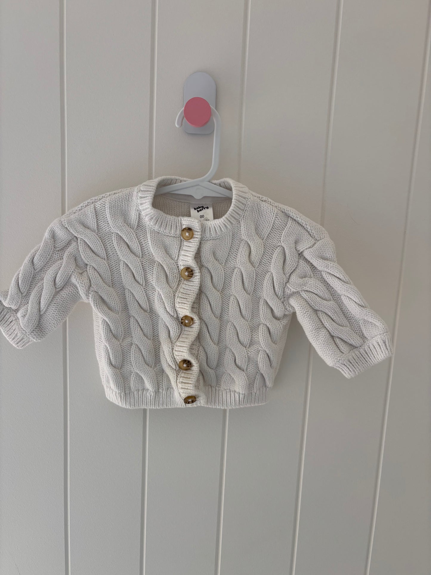 EUC - Size 00 - Baby Berry