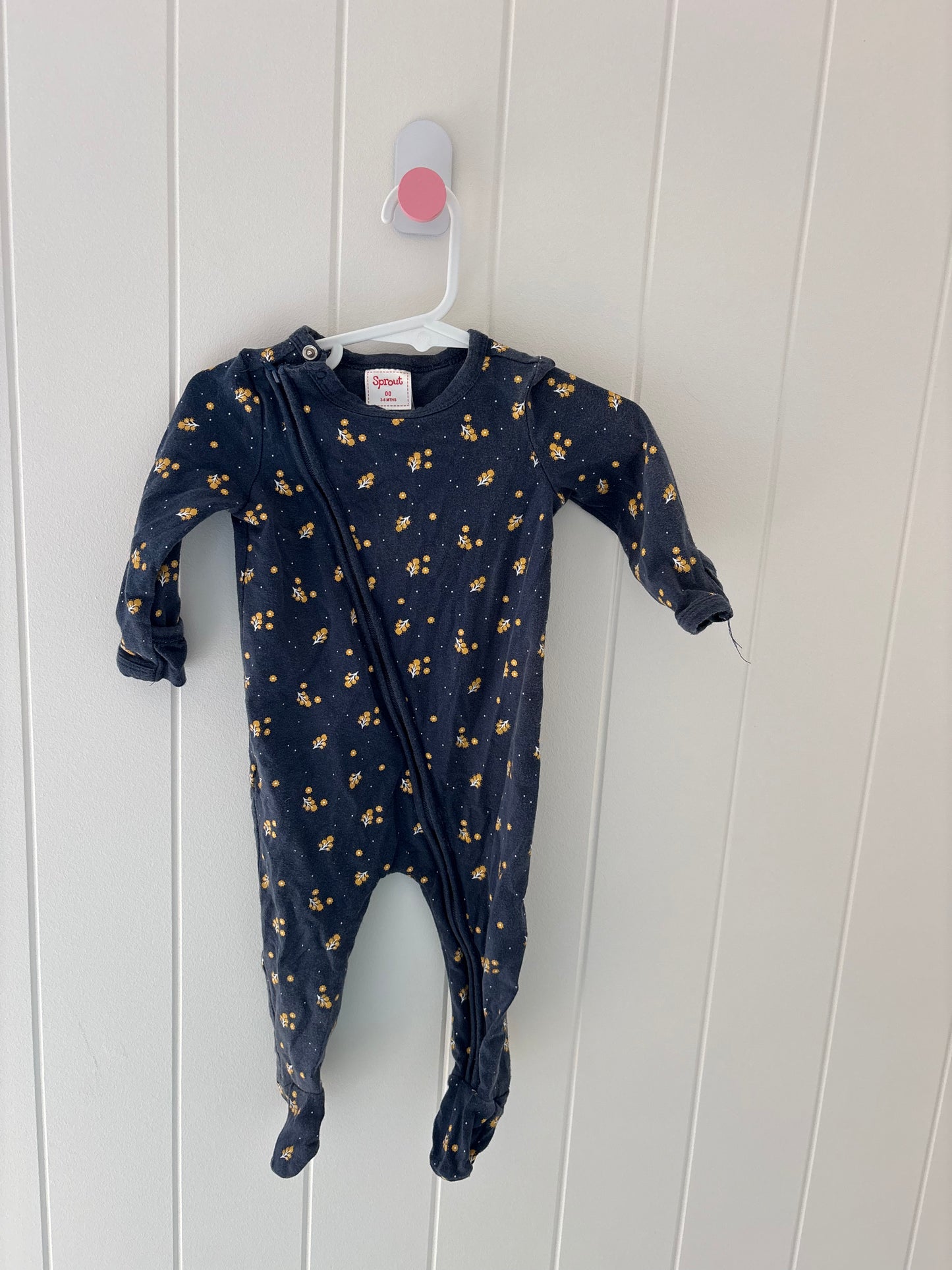 EUC - Size 00 - Sprout