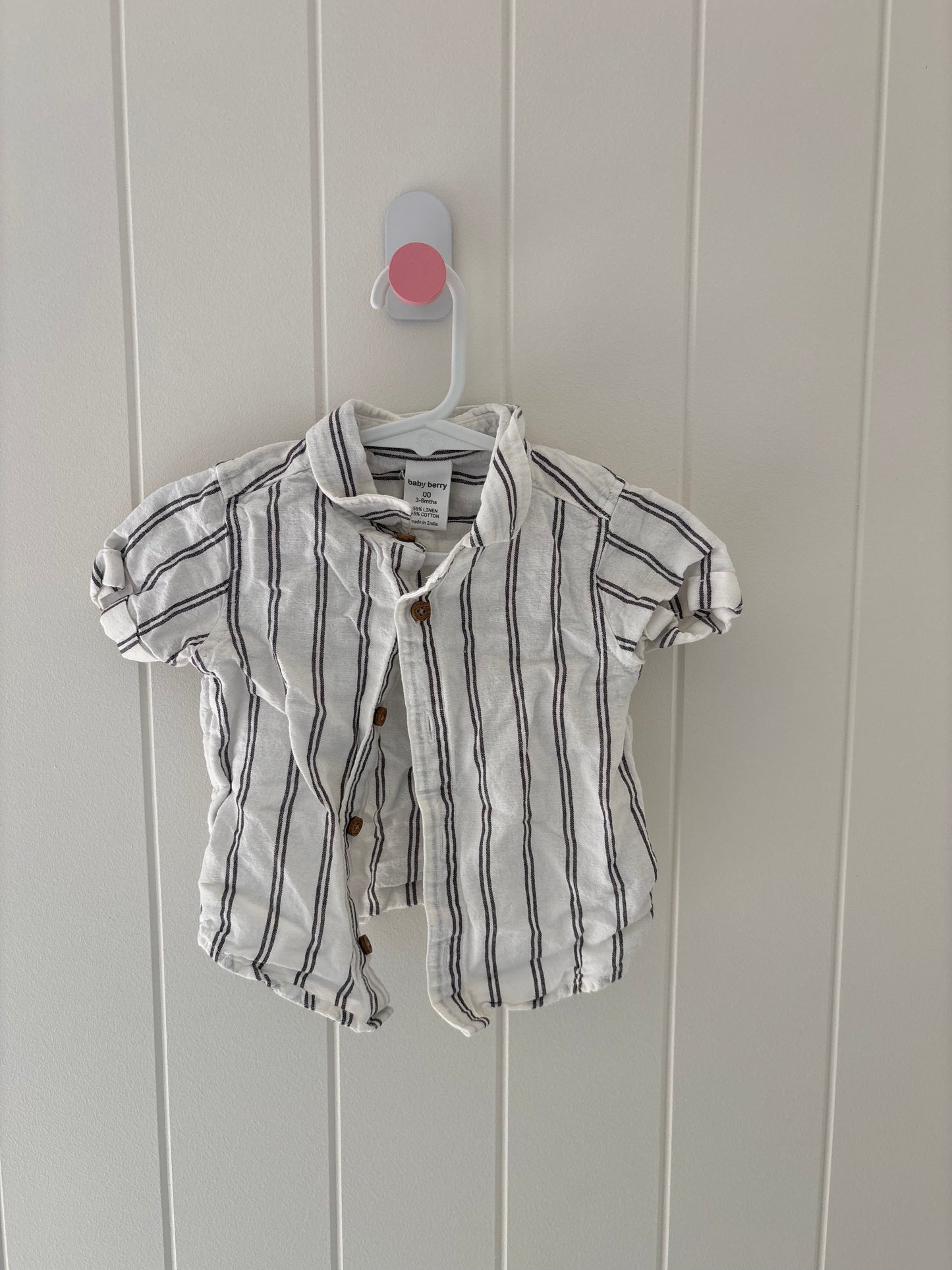 EUC - Size 0 - Baby Berry