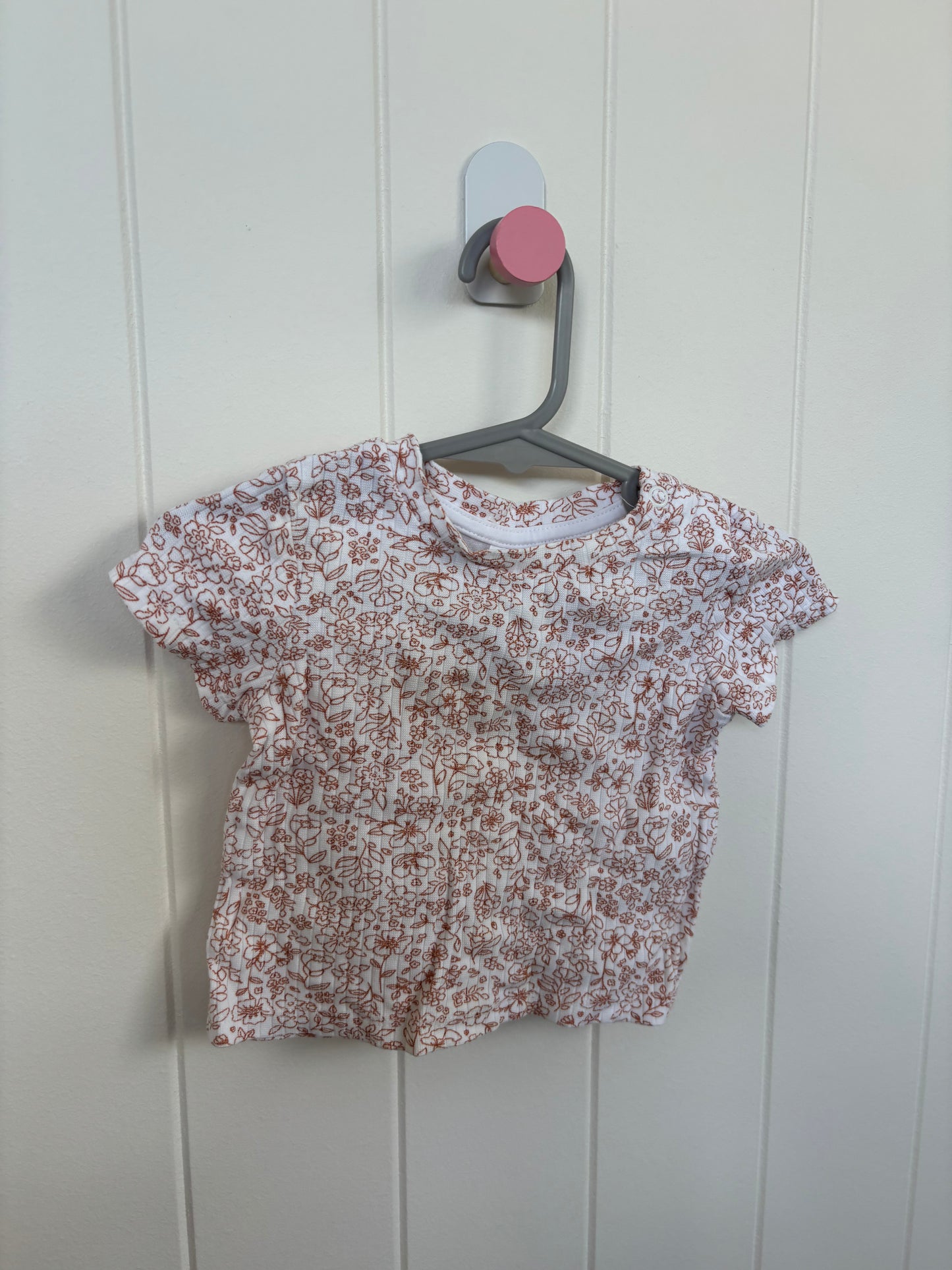EUC - Size 00 - Dymples