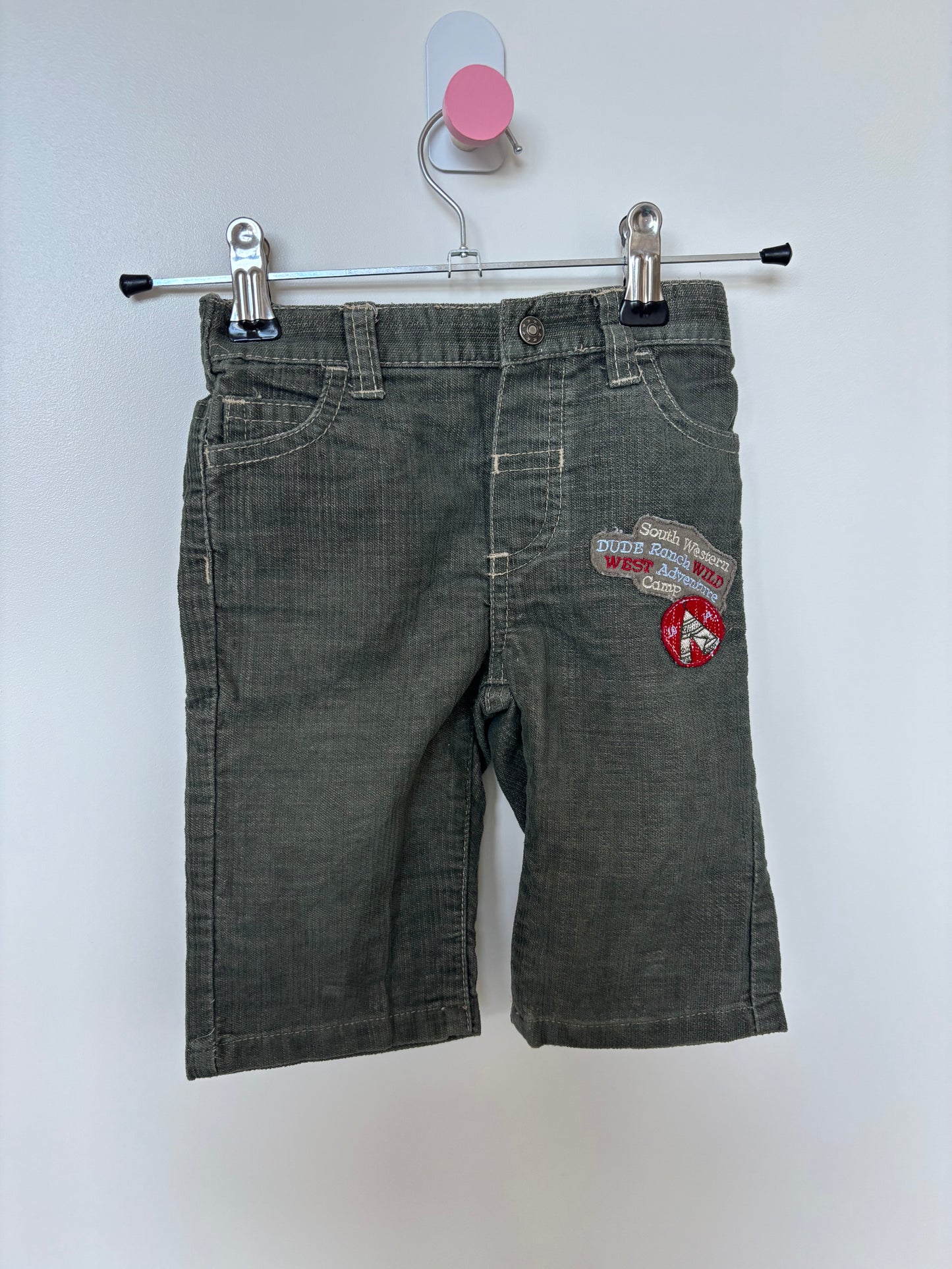 EUC - Size 00 -